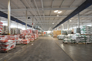 Logistics & Warehouse